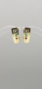 <de>PAAR OHRSTECKER, 585/ooo Gelbgold, besetzt mit Smaragd, Rubin, Safir und einem Diamanten, L 1,8,