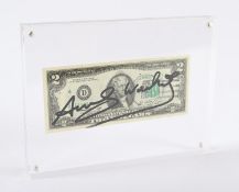 <de>WARHOL, Andy, "Two dollars", Multiple, 15,5 x 6,6, 1976, signiert mit schwarzem Filzstift und ve