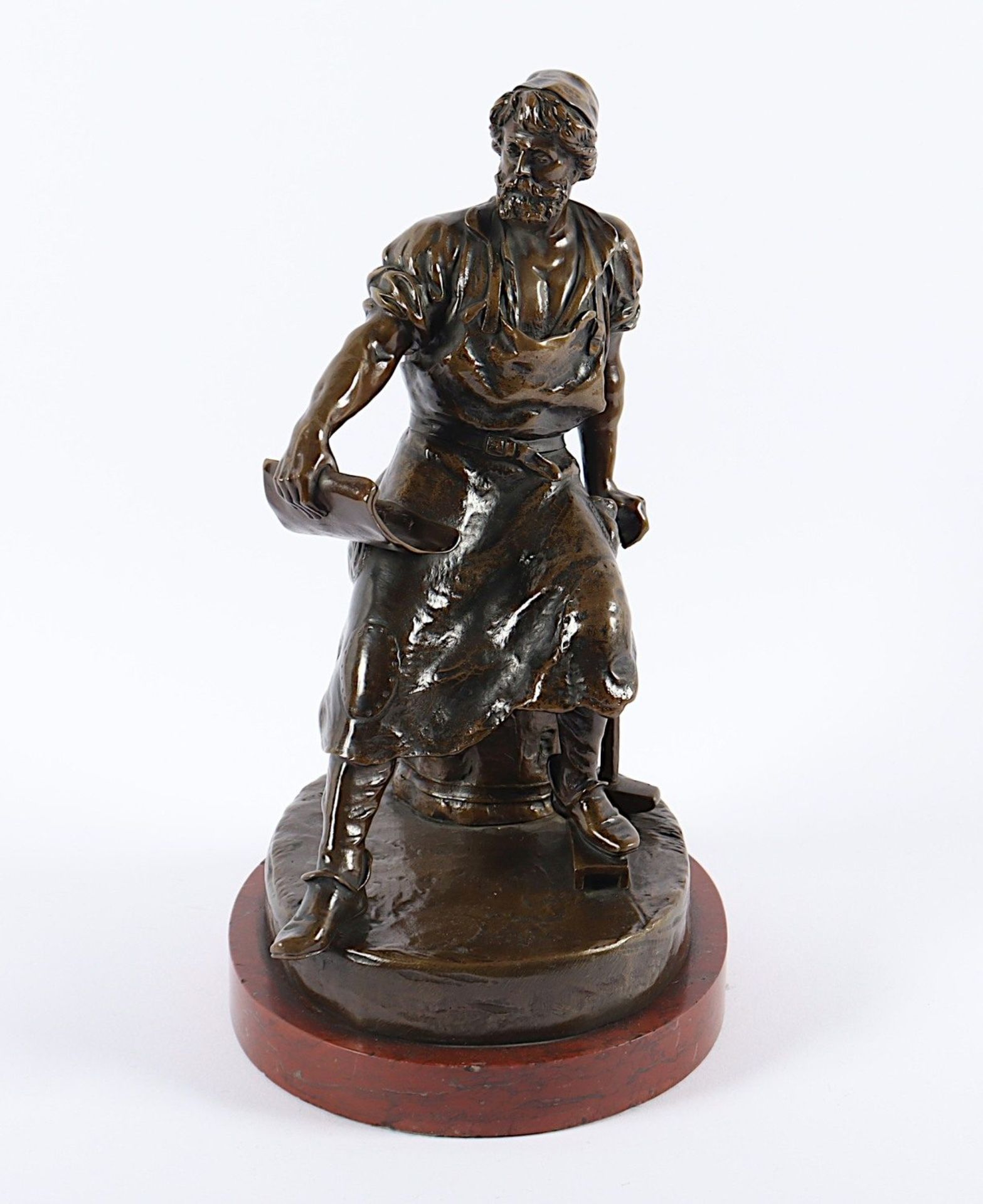 <de>GEWSO, René, "Sitzender Schmied", Bronze, auf dem Sockel signiert, H 22, Marmorsockel</de>