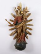 <de>STRAHLENKRANZMADONNA, Holz geschnitzt, farbig gefasst, polymentvergoldet, die Himmelskönigin mit