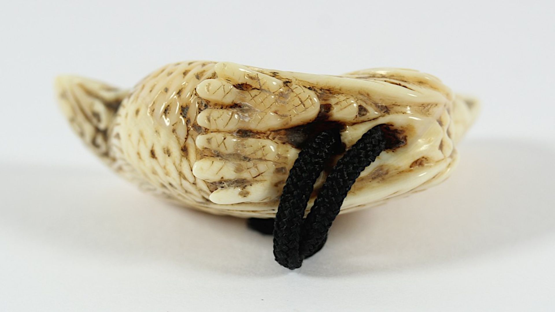 NETSUKE HENNE, Elfenbein, sehr fein - Bild 3 aus 3