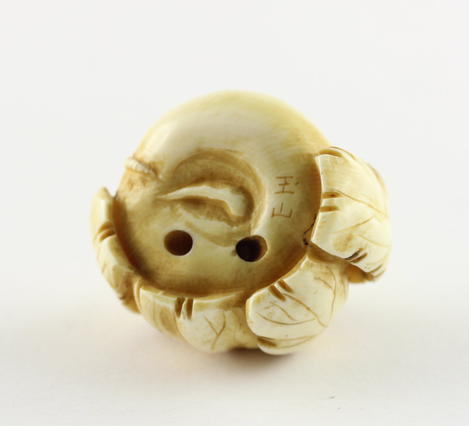 NETSUKE RATTE AUF RETTICH, Elfenbein, - Image 5 of 5