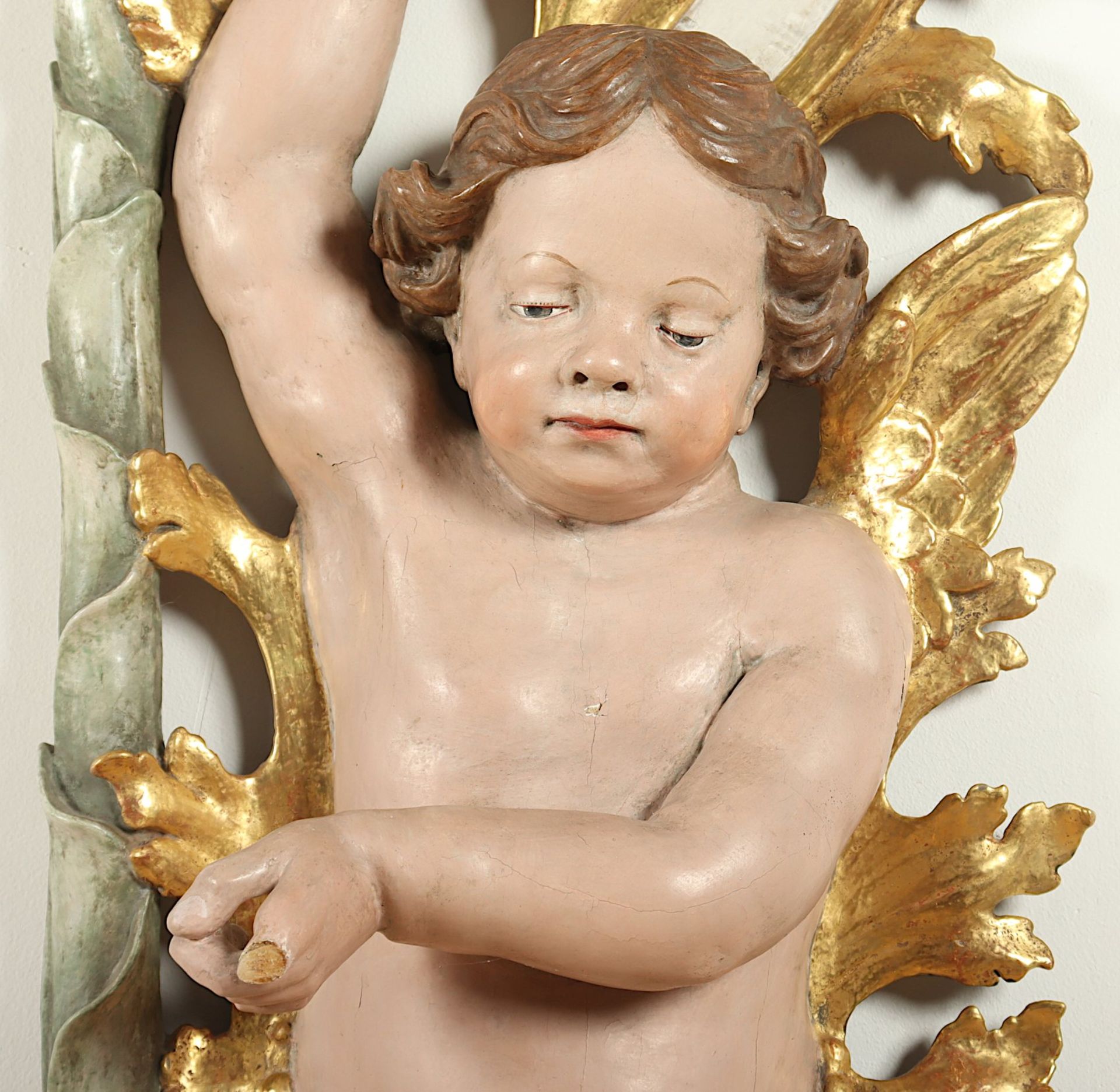 GESCHNITZTES PANEEL, "Putto an einem - Image 2 of 2