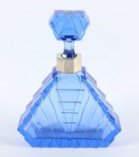 ART DECO-KARAFFE, blau getöntes Glas,