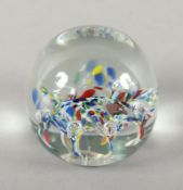 PAPERWEIGHT, farbloses Glas,