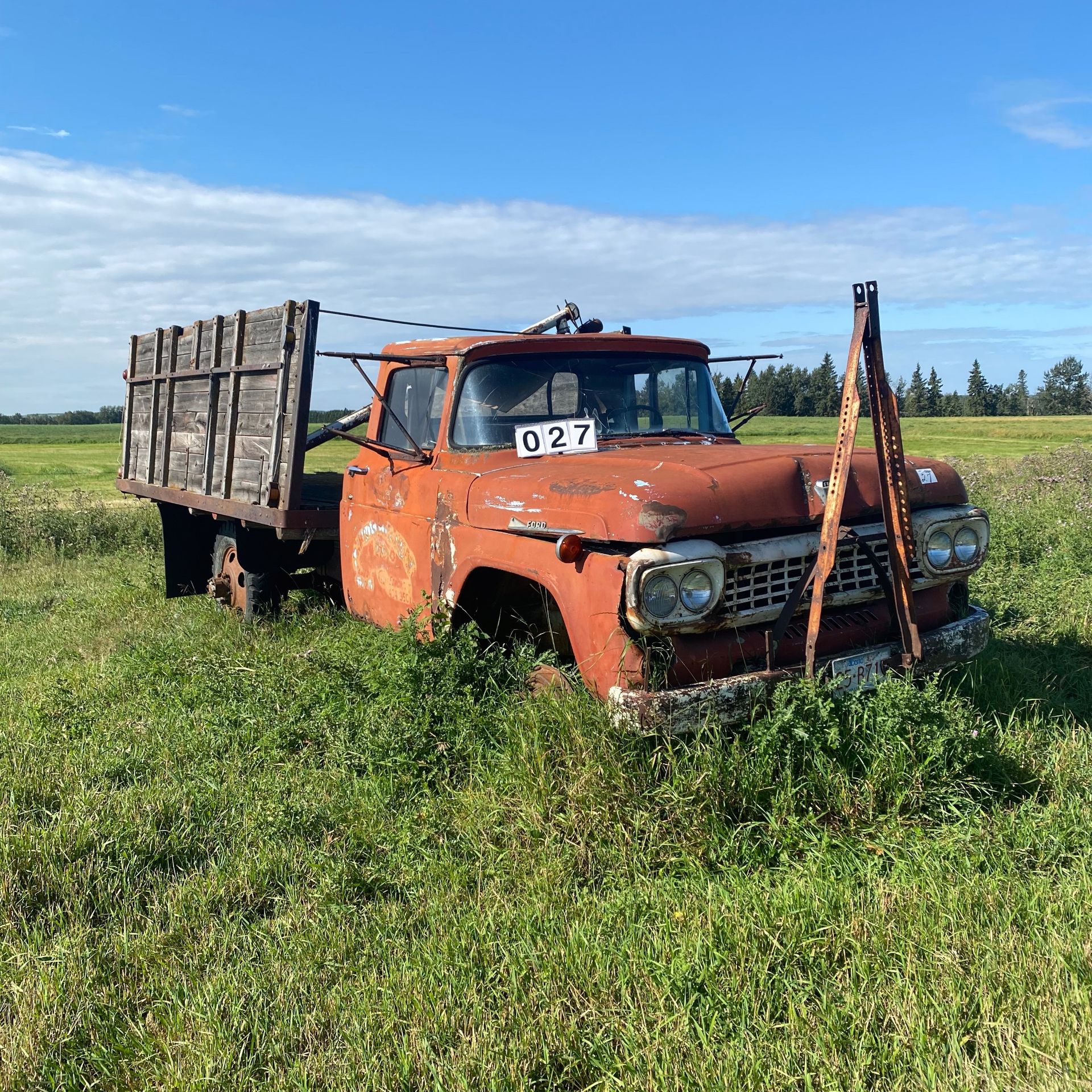 Ford truck for parts