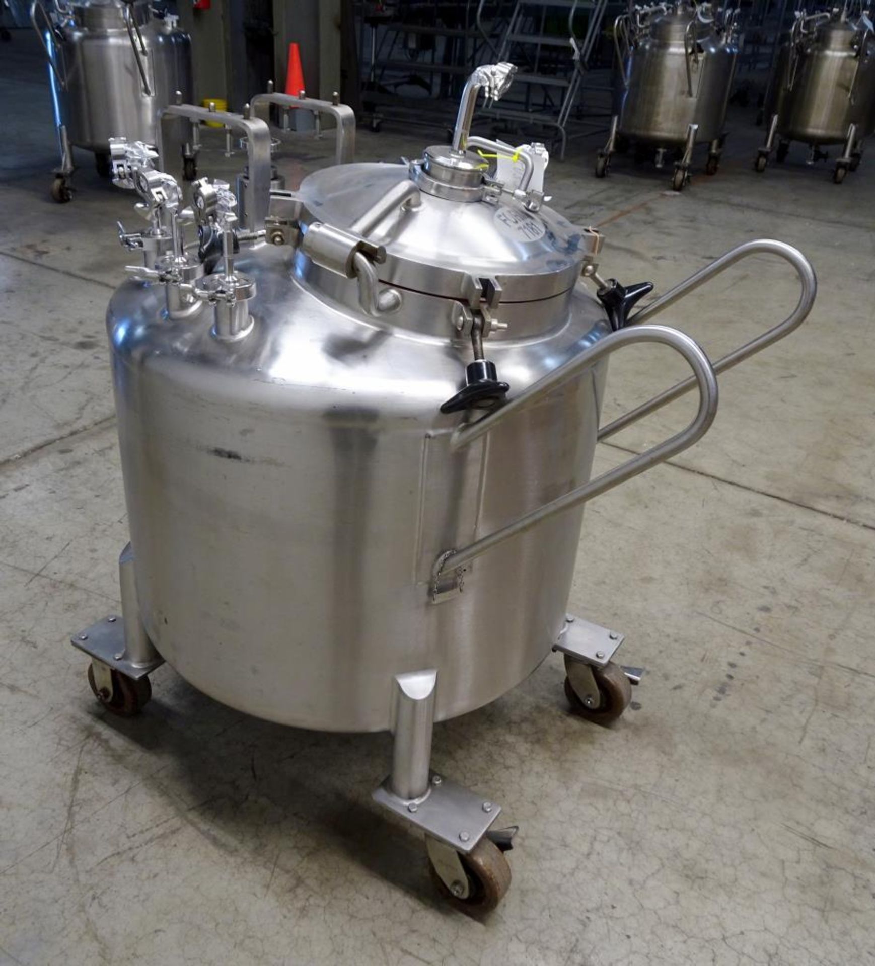 Lot of (3) Used- Lee Industries Pressure Mix Tank 250 Liter, Model 250 LDBT, 316L - Image 23 of 29