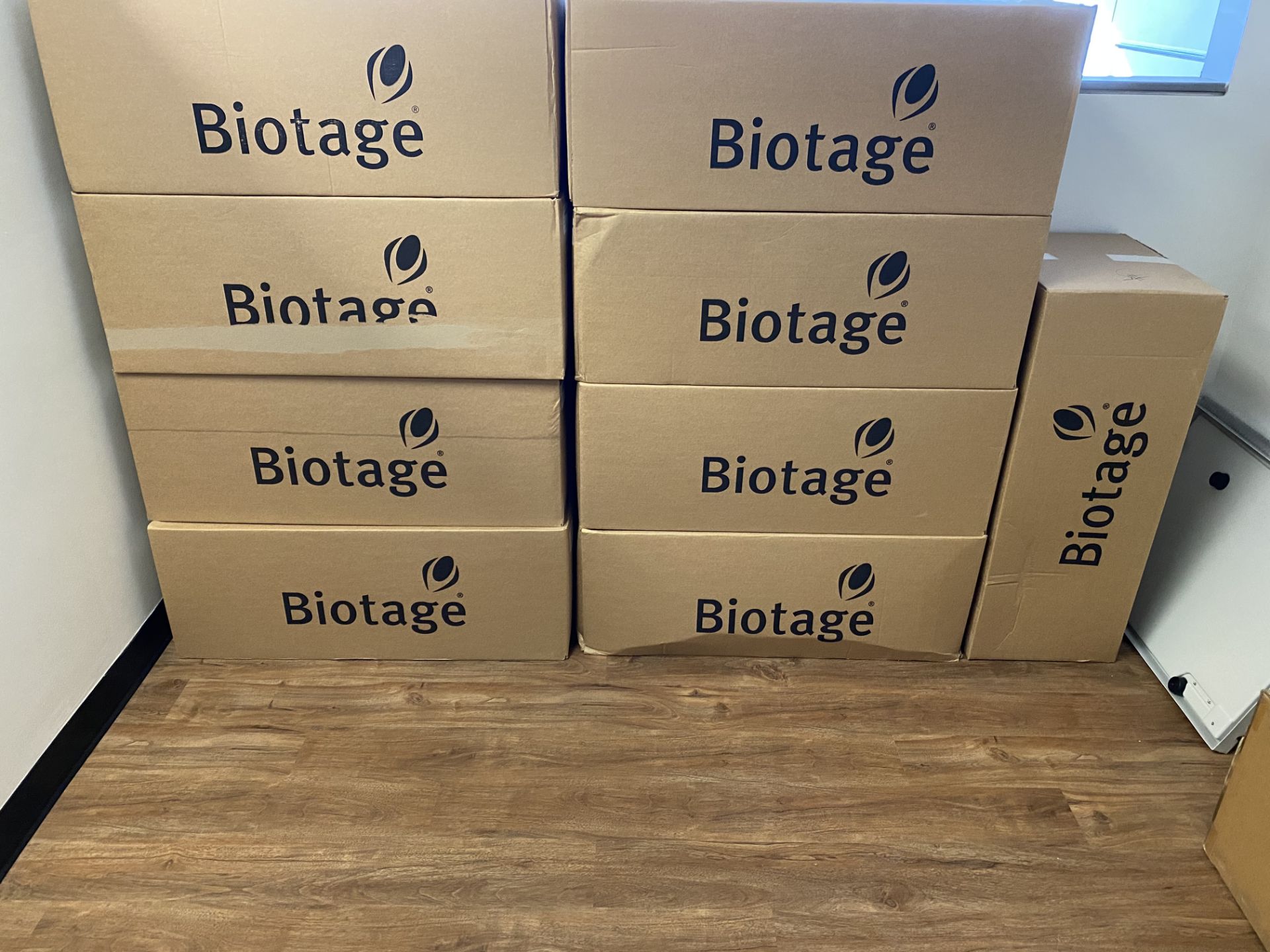 New/Unused Biotage Isolera Chromatography System w/ All Components - Image 6 of 6