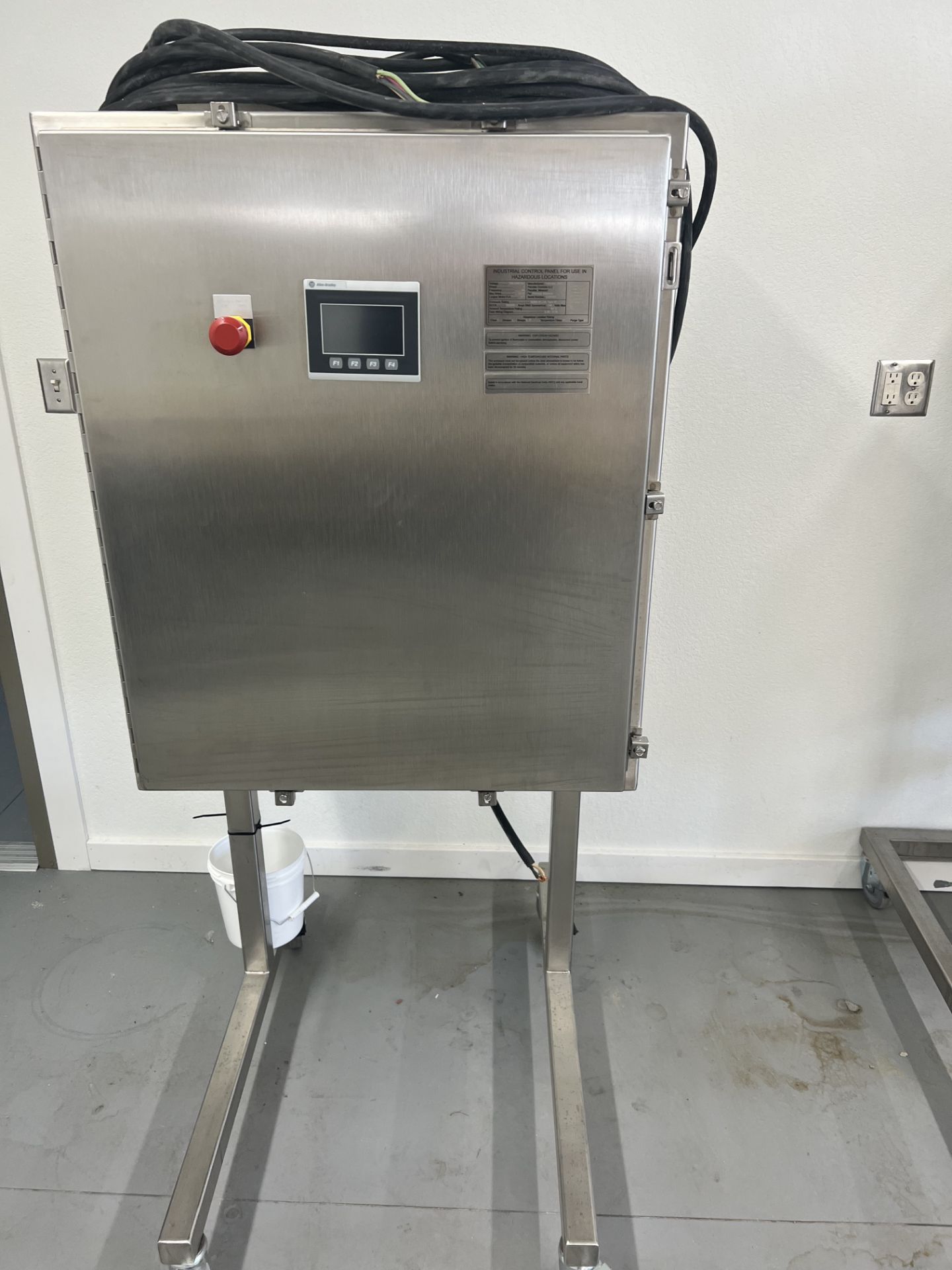 Used- Pinnacle Stainless Alcohol Extraction Skid (SKID ONLY). 200 L Capacity. - Image 7 of 11