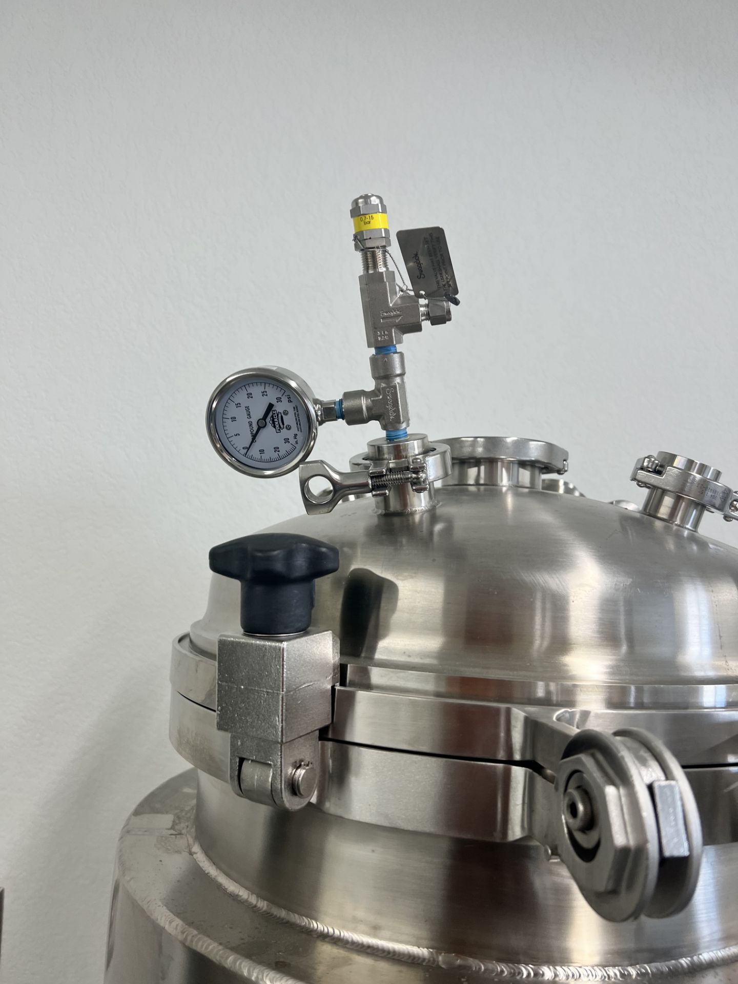 Used- Pinnacle Stainless Alcohol Extraction Skid (SKID ONLY). 200 L Capacity. - Image 3 of 11