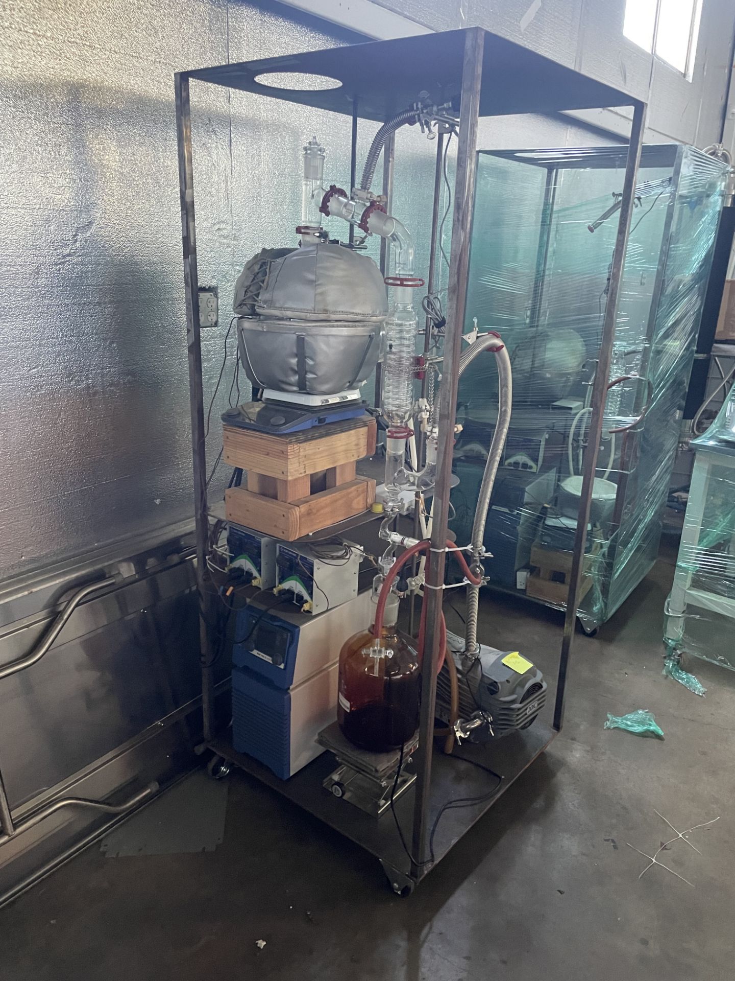 Used Custom Built Short Path Distillation Skid w/ -20 Set Up, IKA HRC 2 Heating Circulator & more - Image 2 of 14