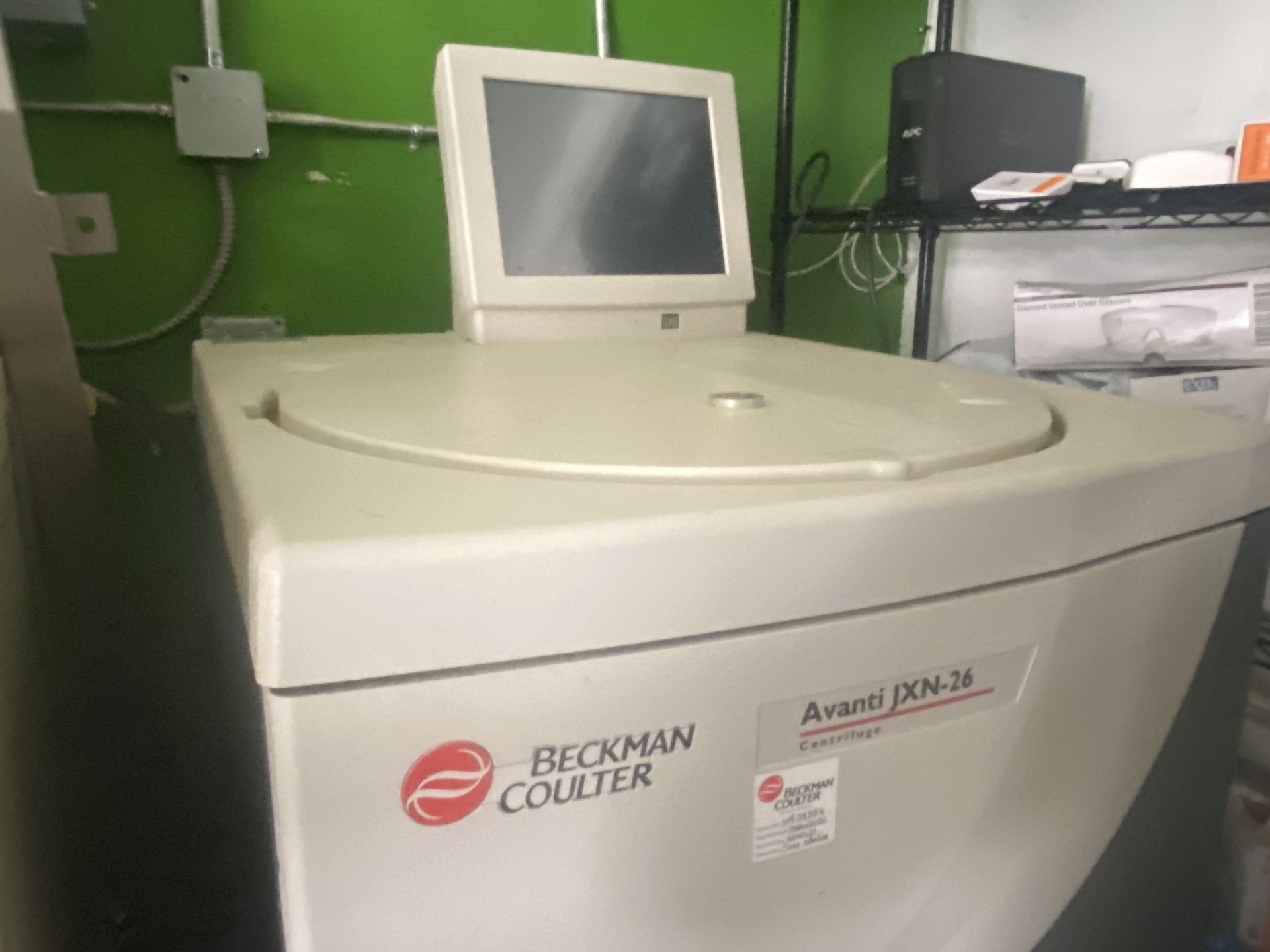 -Used Beckman Coulter (Avanti) Labratory Centrifuge. Model JXN-26