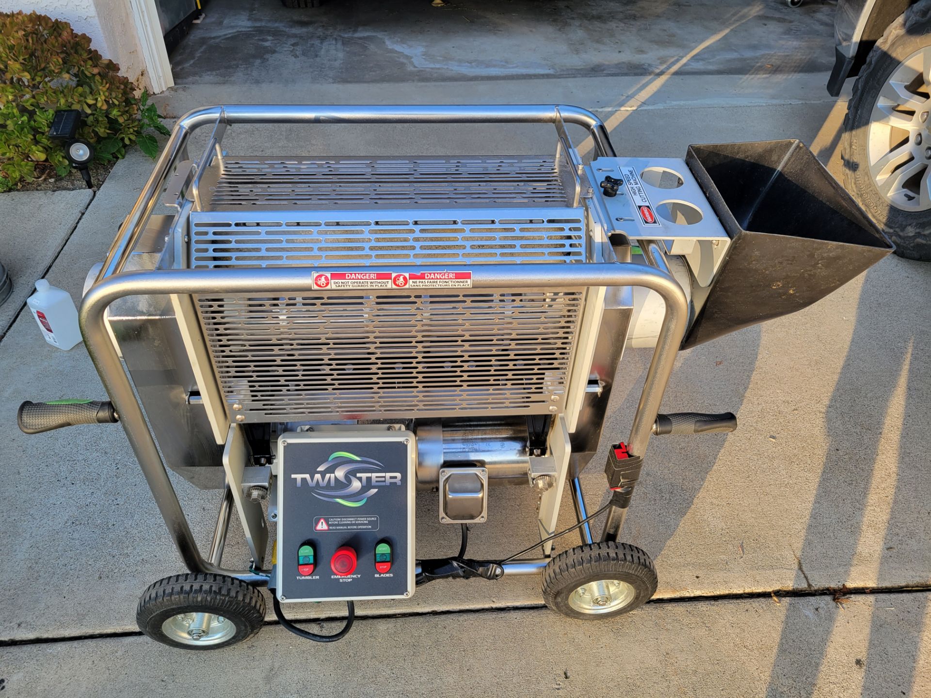 Used Twister Trimmer T2 Set Up w/ (2) T2 Twisters Units, (1) T2 Leaf Collector - Image 4 of 11
