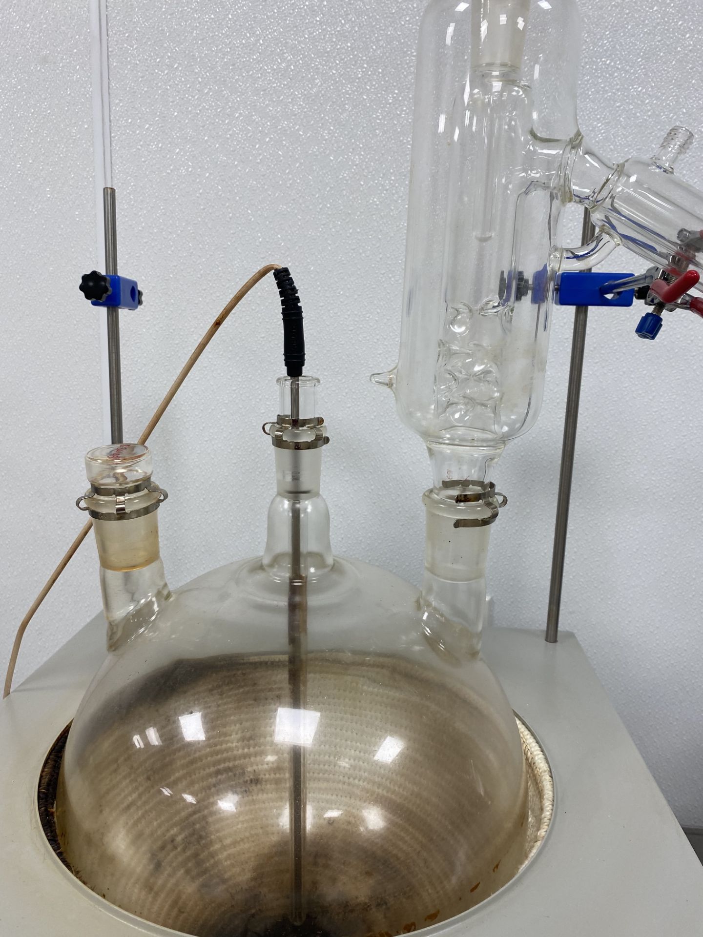 Used Lab1st 10L Short Path Distillation System w/ Cooling Circulator & Vacuum Pump - Image 2 of 11