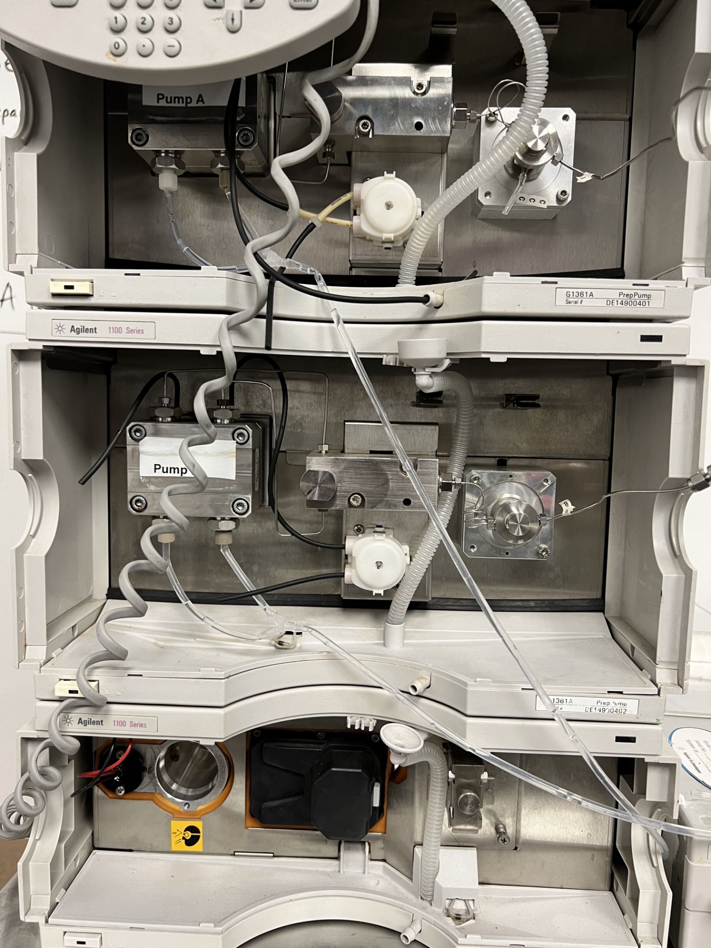 Used- Agilent HPLC 1100 Chromatography System. Supports efficient mixing and pulse-free pump action - Image 5 of 11