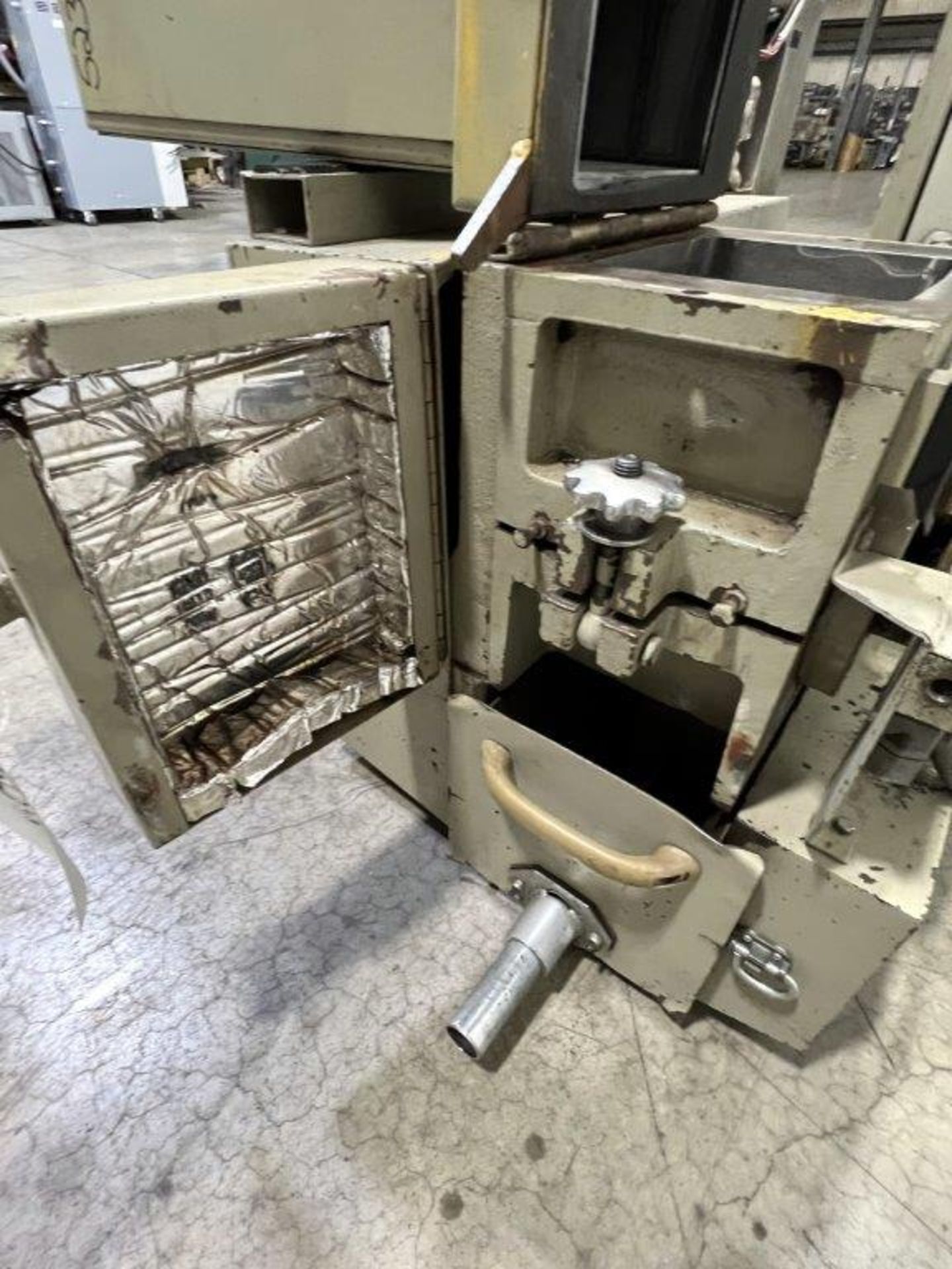 Used- Conair/Wortex Granulator, Model LP-330. Used to Grind or Granulate Cannabis Media - Image 13 of 14