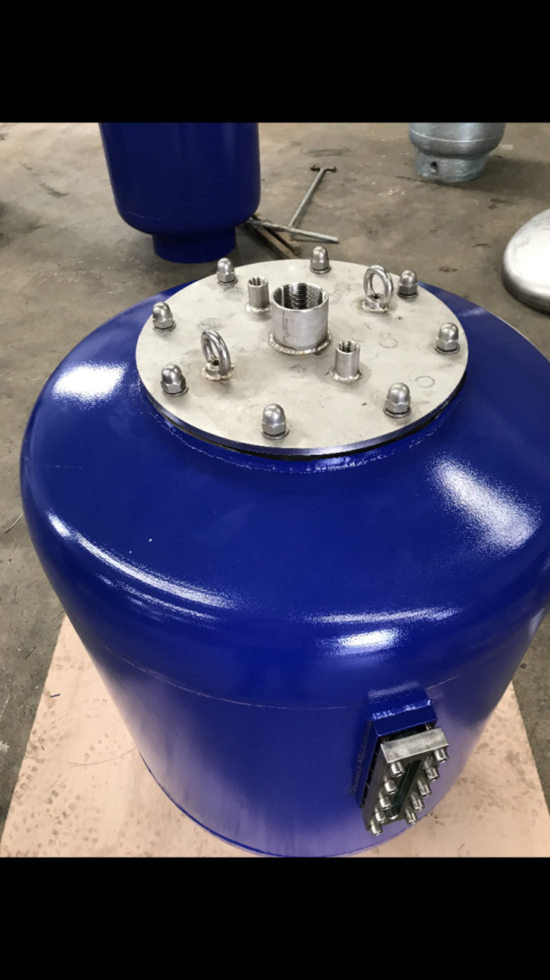 Lot of (2) Used 316L Stainless Steel Media Filter Tanks. Model number SST-760. - Image 2 of 5