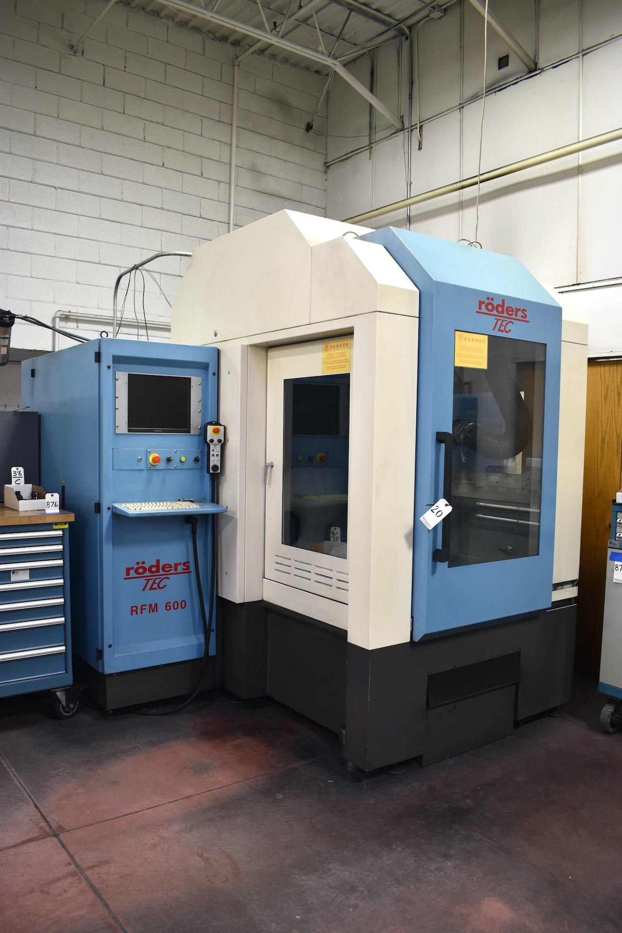 2001 Roders Tec Model RFM 600/2 High Speed Vertical Machining Center, S/N 88573-164, Automatic