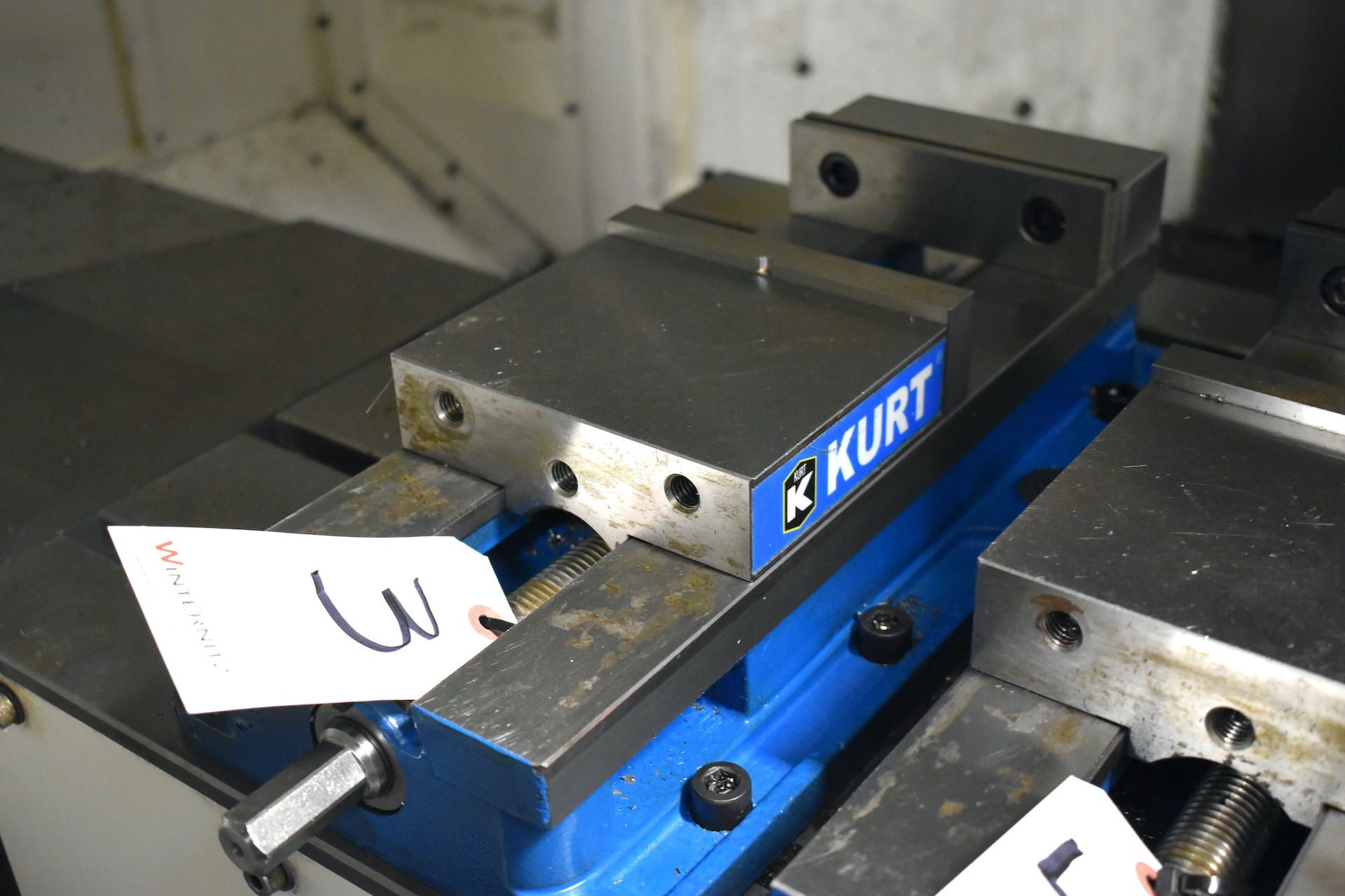 Kurt 6 in. Machine Vise