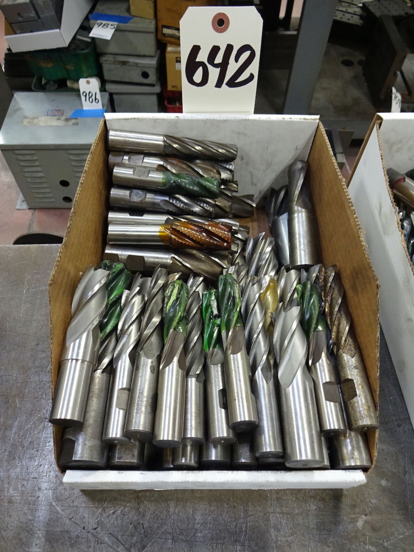 LOT: Assorted Single-End Mills