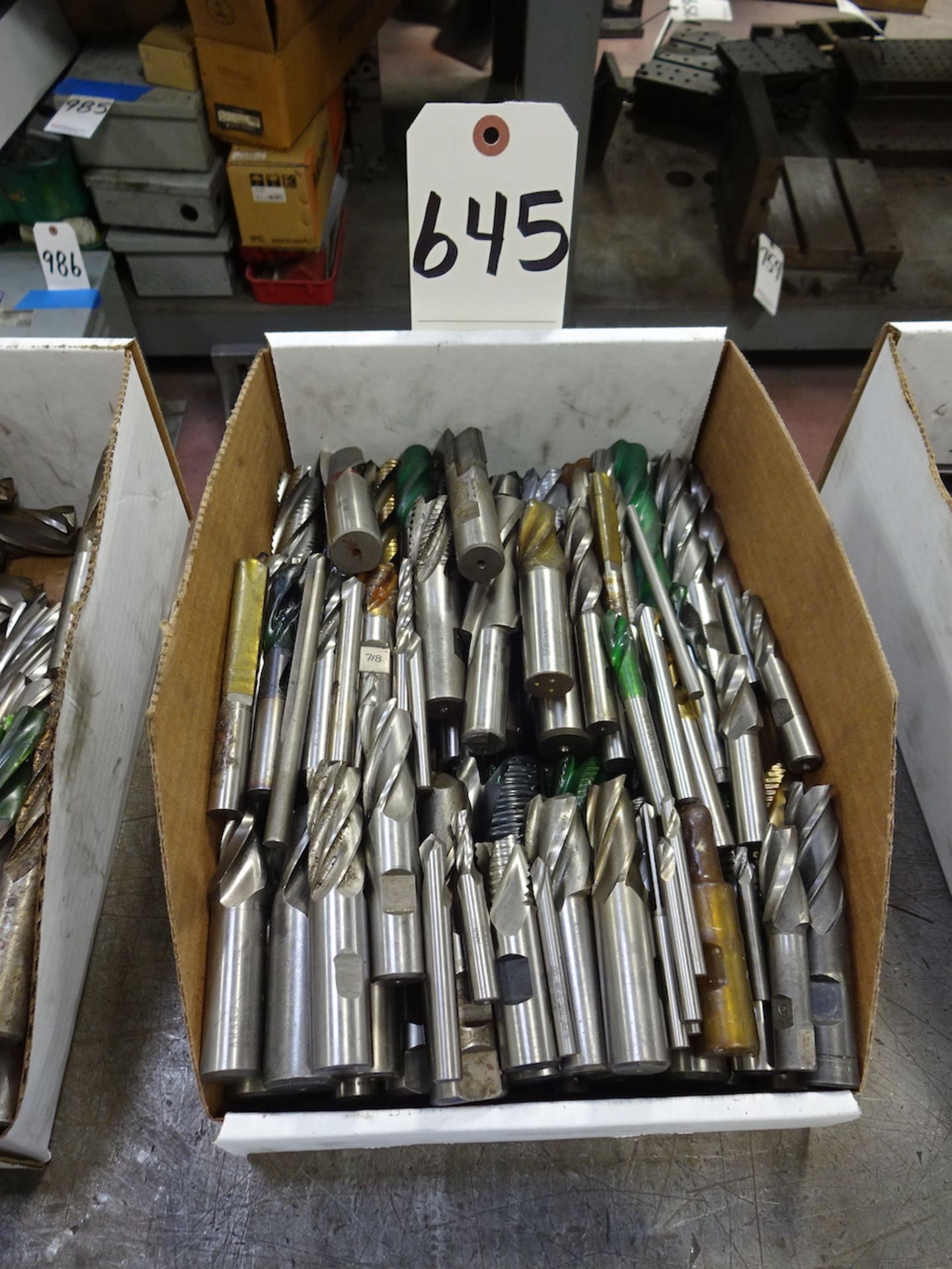 LOT: Assorted Single-End Mills