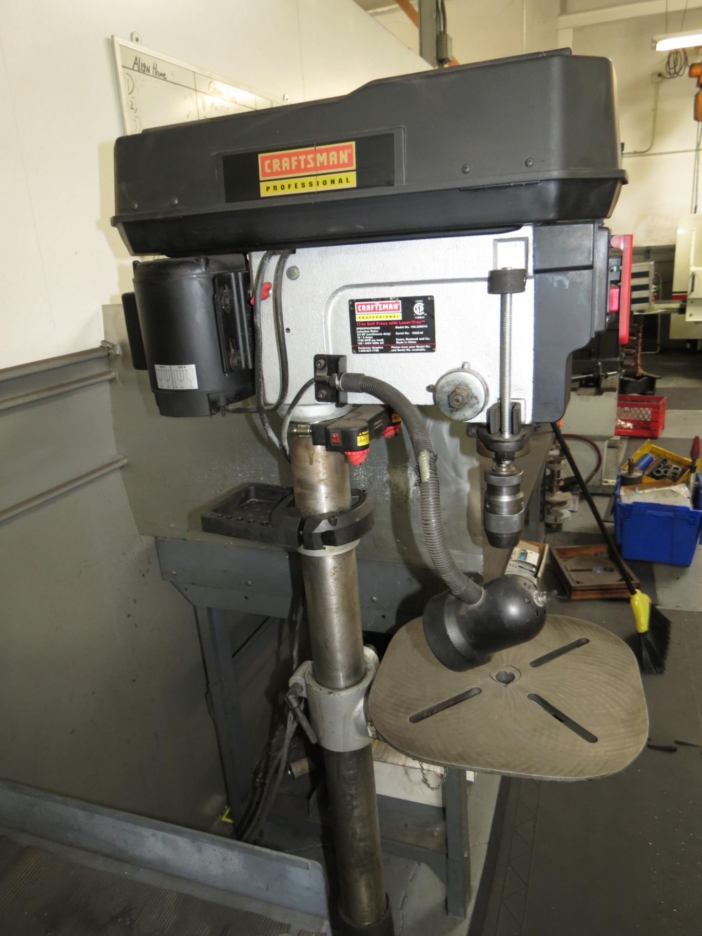 CRAFTSMAN 17" DRILL PRESS WITH LASER TRAC MDL: 152229010 SN: 0525-W - Image 3 of 5