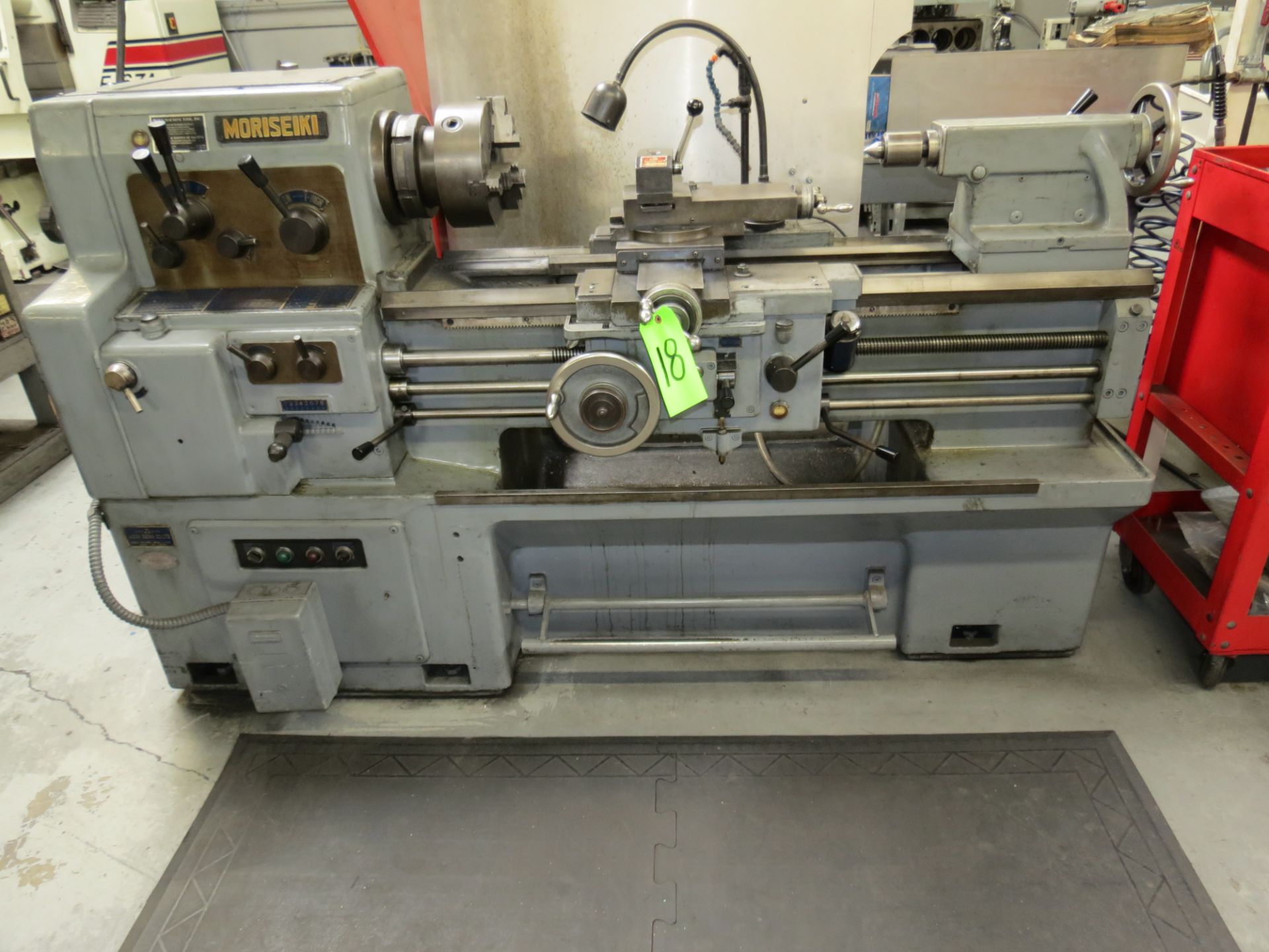 MORISEIKI MS-850 ENGINE LATHE, WITH 3-JAW CHUCK QUICK CHANGE TOOL POST, SWING 17.13 IN, CENTERS 33.