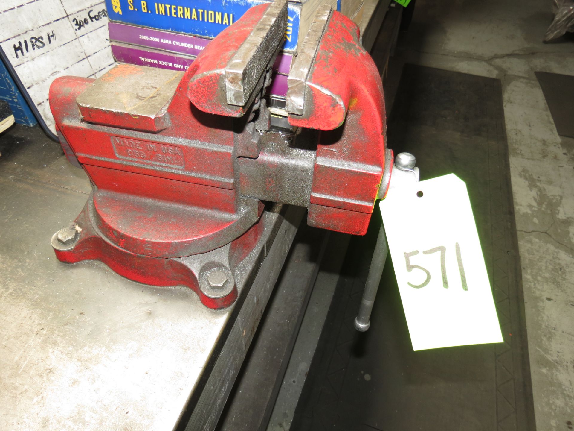 6" SWIVEL BENCH VISE