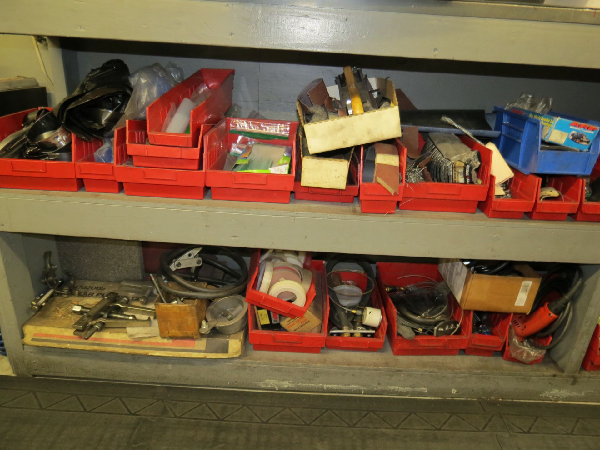 LOT OF ASSORTED TOOLS AND PARTS BELOW BENCH - Image 3 of 4