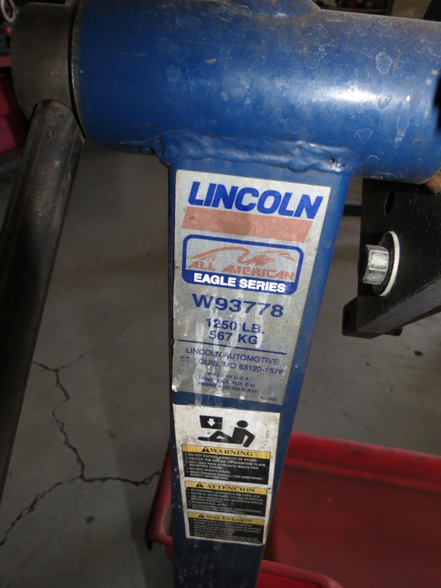 LINCOLN W93778 EAGLE SERIES ENGINE STAND 1250 LBS CAPACITY - Image 2 of 2