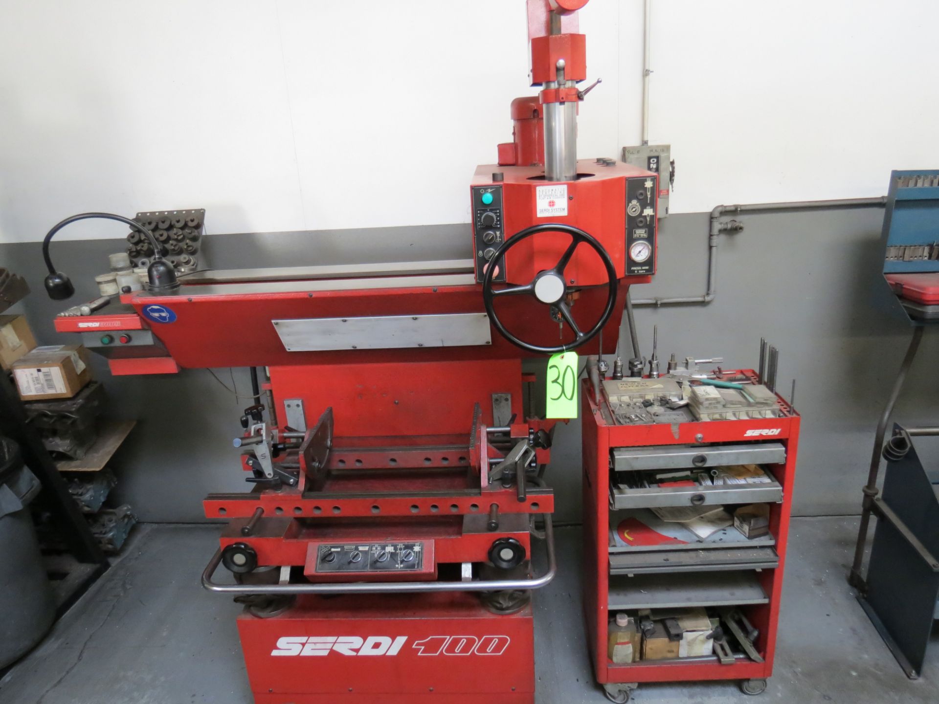 SERDI 100 VALVE SEAT CUTTING MACHINE WITH AND GUIDE AND SEAT TOOLING 1" TO 2 1/2" - Image 3 of 4