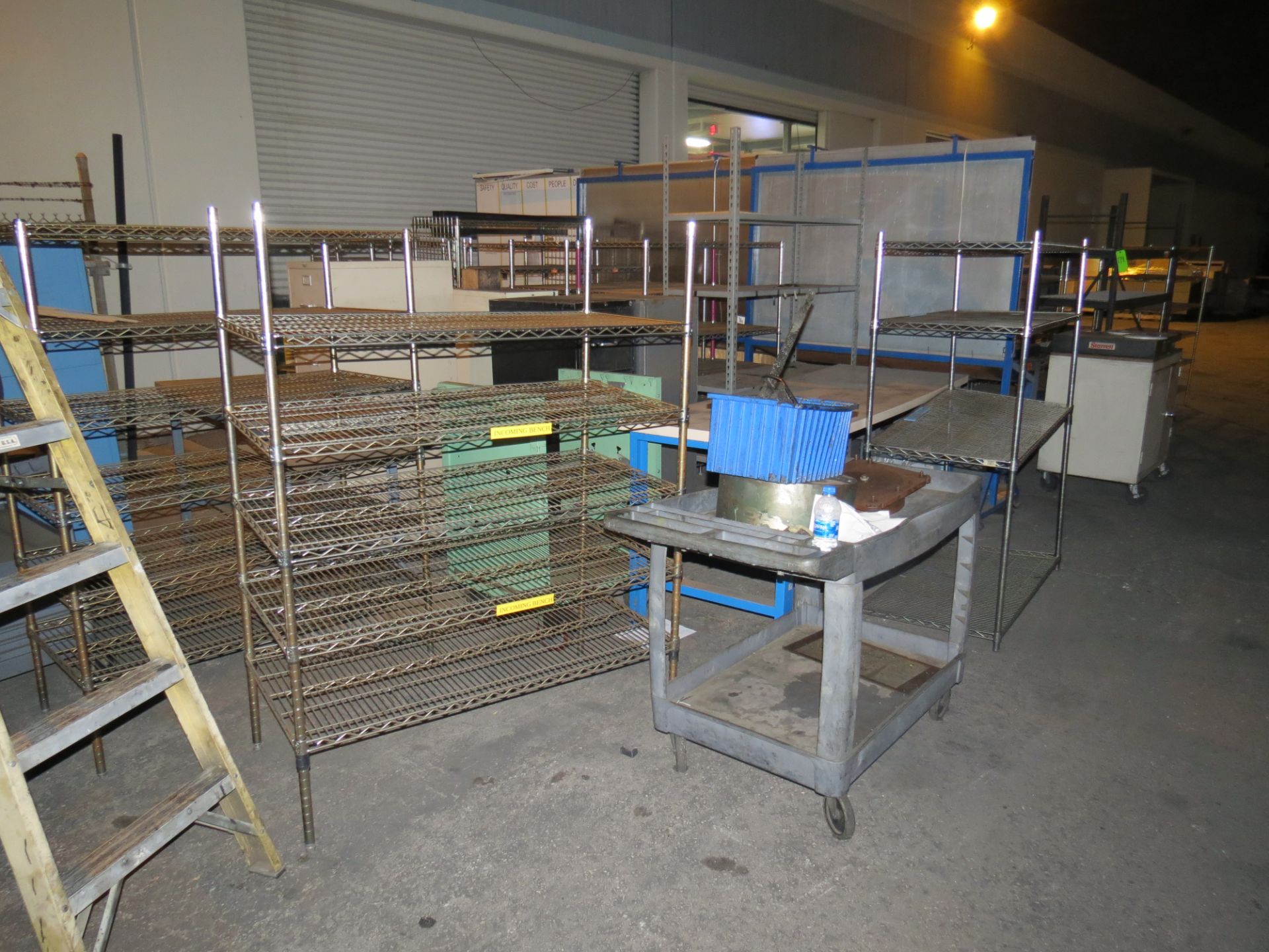 LOT OF ASSORTED CHROME WIRE RACKS, METAL SHELVES, CABINETS AND WHITE BOARDS, NO PRECISION SURFACE - Image 3 of 4