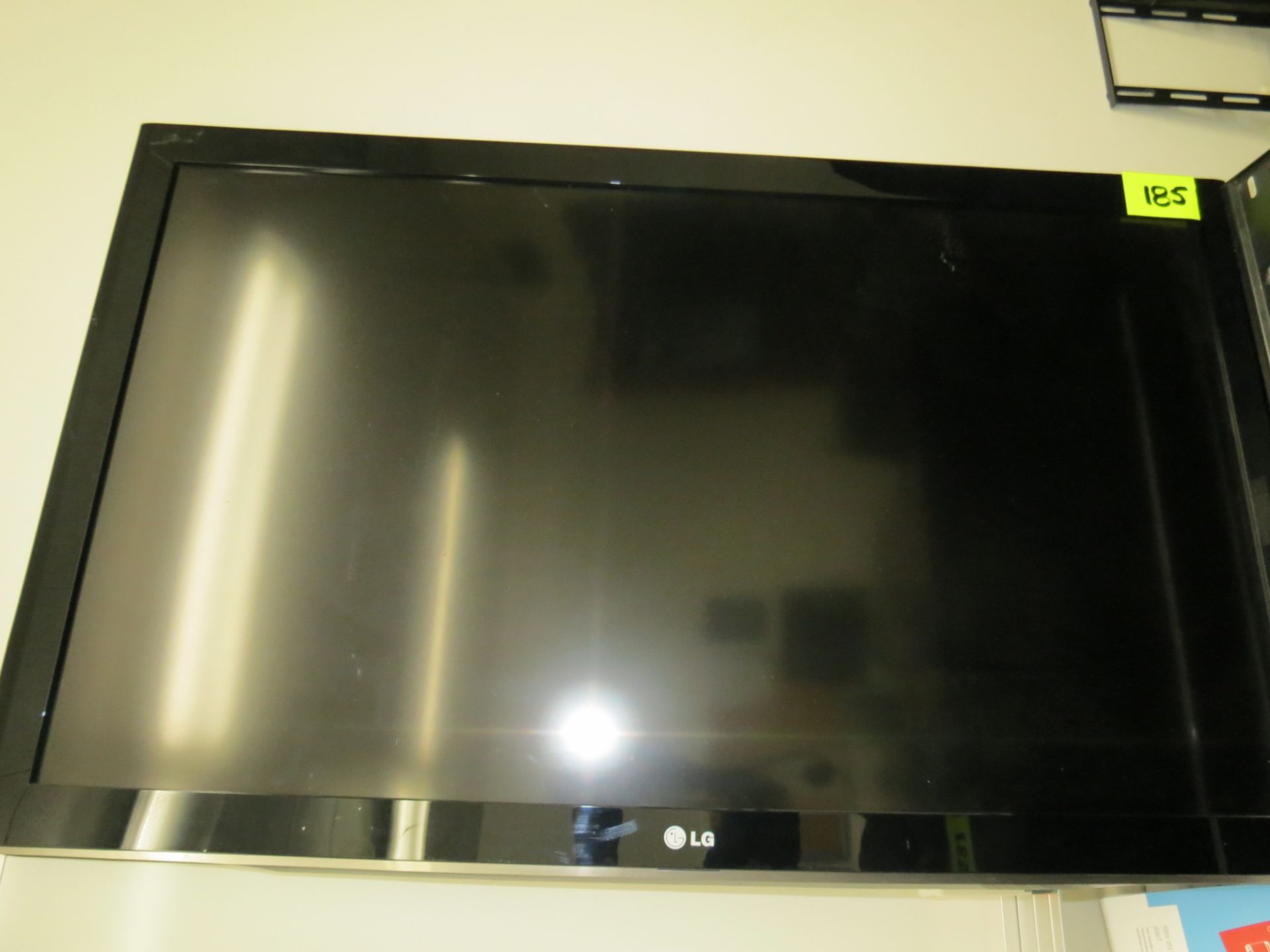 LG 45" TV