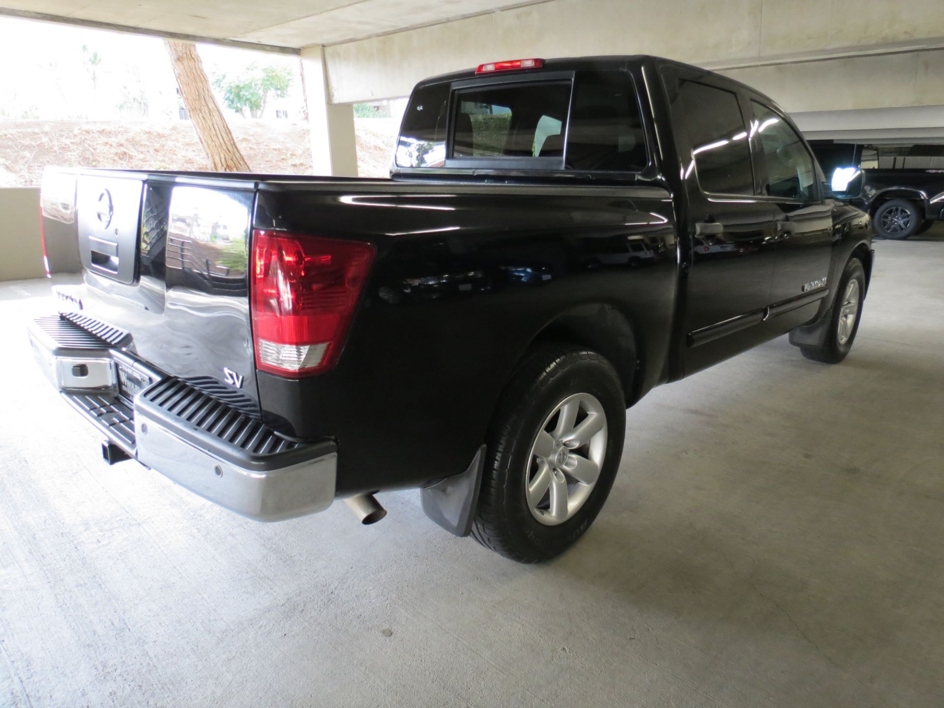 2012 NISSAN TITAN V8 4-DOOR PICKUP TRUCK, BLACK, 97,799 MILES, VIN:1N6AA0EDXCN315261, LIC: 31816G1 - Image 6 of 27