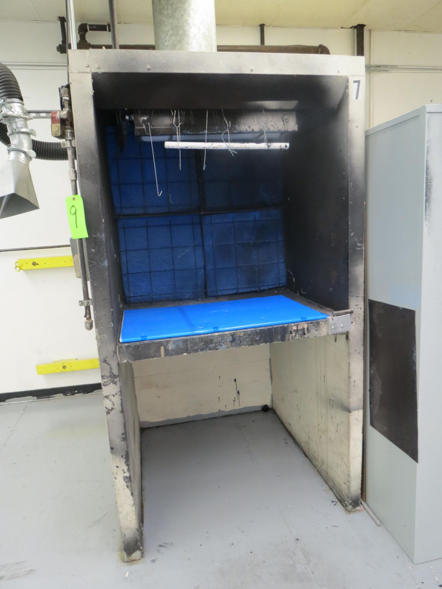 Small Spray Booth Approx. Working Area 2'W x 18"D x 4'H, with Dwyer Mark ll Model 25 Manometer