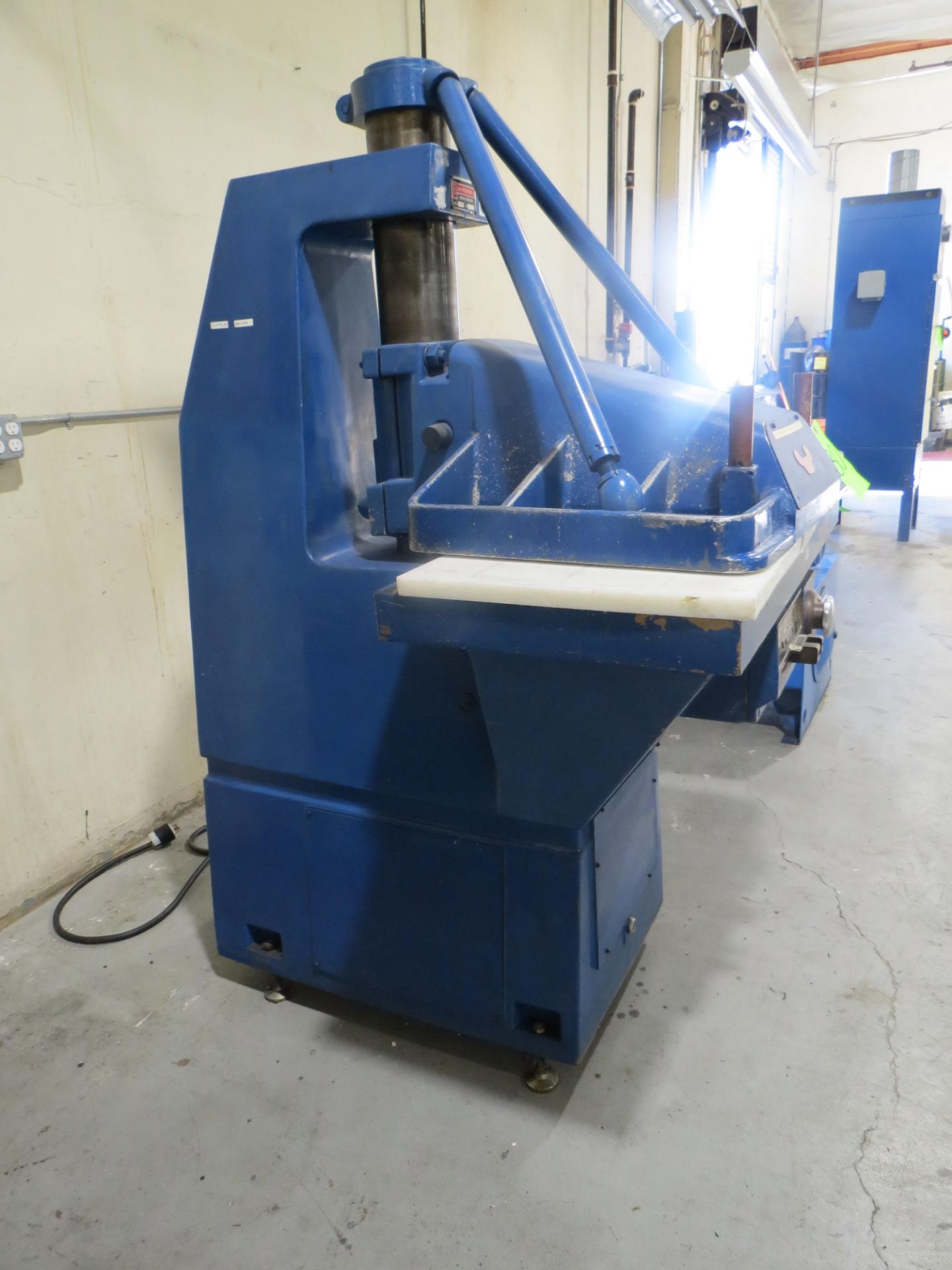 Vihl Pedersen MDL: 272M Hydraulic Clicker Press - Image 3 of 7