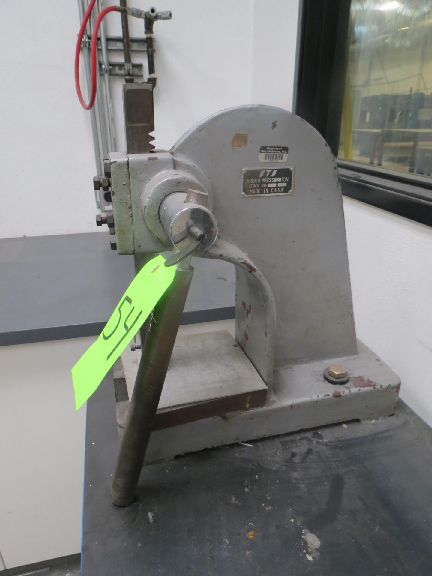 STS 2 Ton Arbor Press with Metal Table - Image 3 of 5