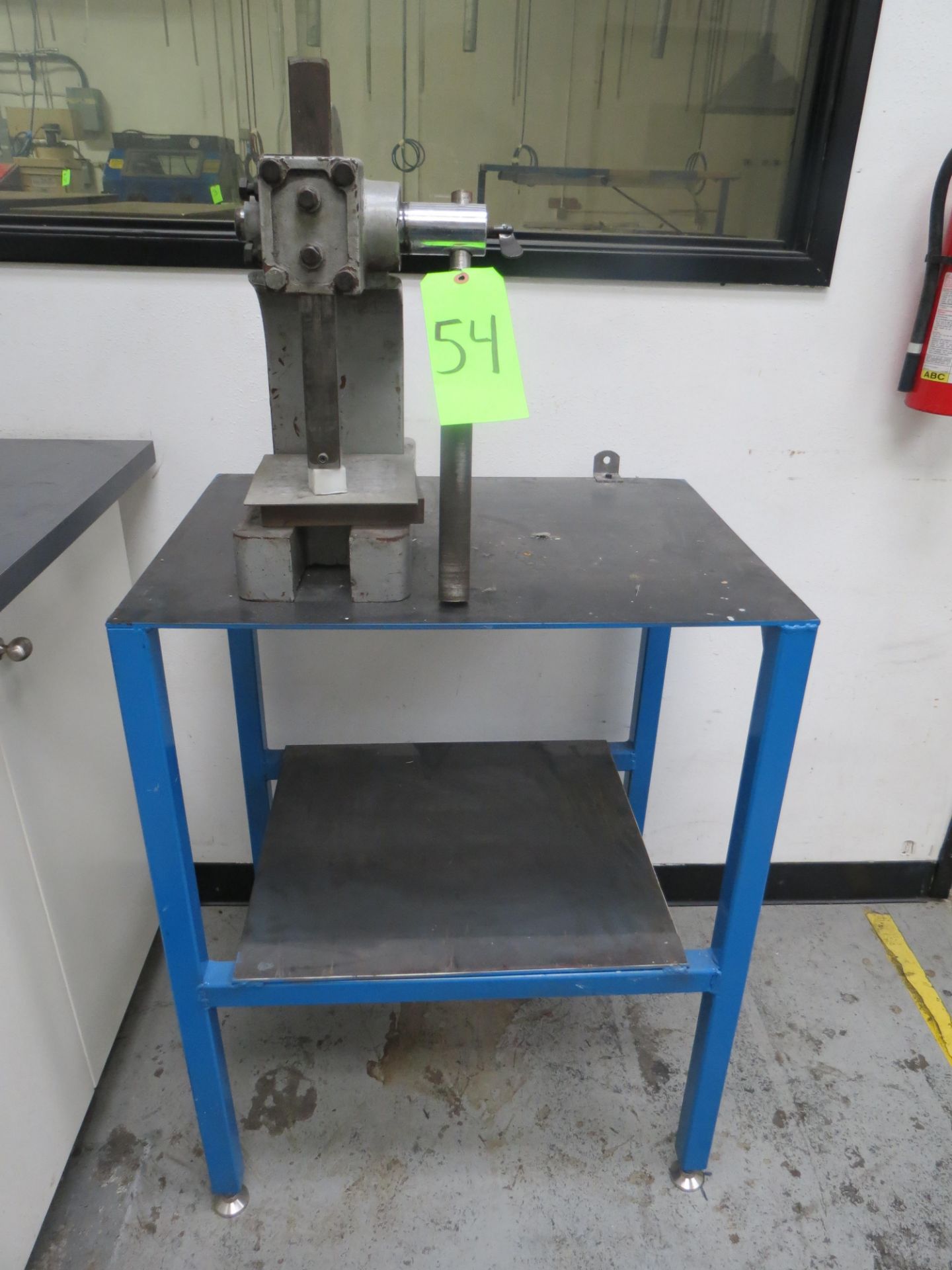 STS 2 Ton Arbor Press with Metal Table - Image 5 of 5