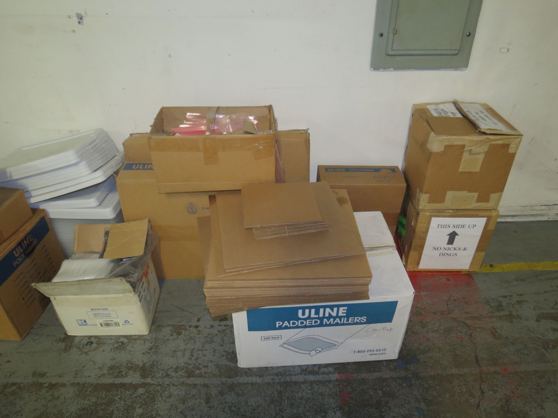 Lot Assorted Shipping Supplies, Bags, Tape, Tags, Tubing,Padded Mailers, Etc.. - Image 4 of 4