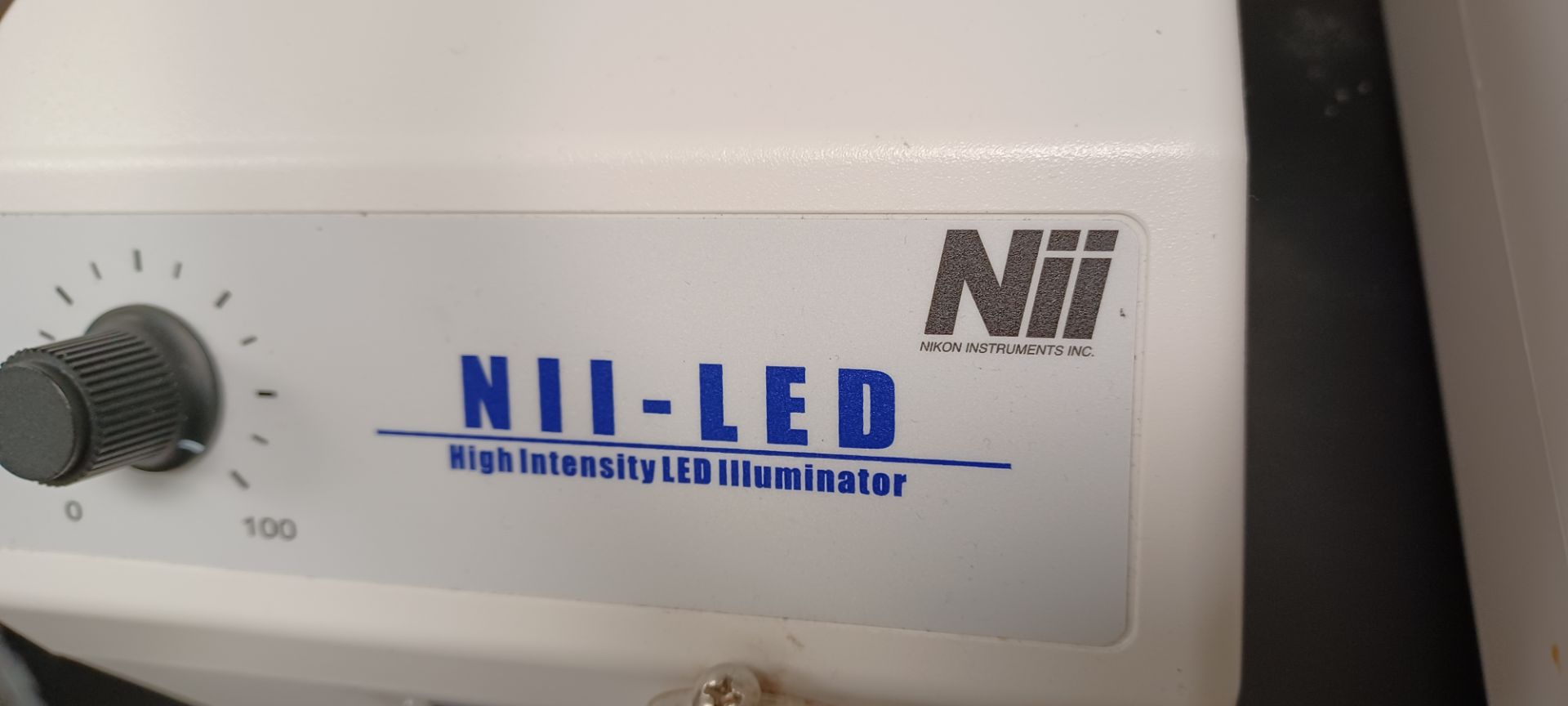 DOLAN-JENNER FIBER-LITE MI-152 & NII NIKON NII-LED HIGH INTENSITY ILLUMINATORS - Image 4 of 5