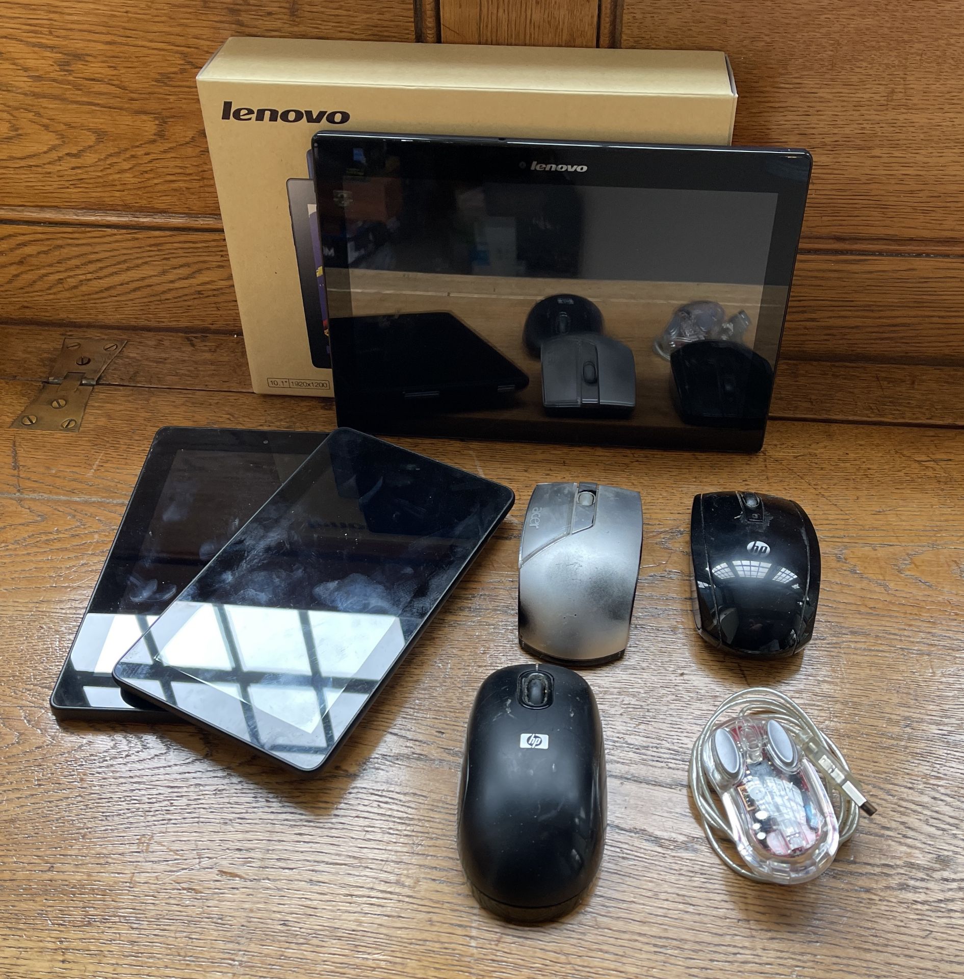 LENOVO TABLET AND TWO AMAZON TABLETS , LOT OF 4 MICE