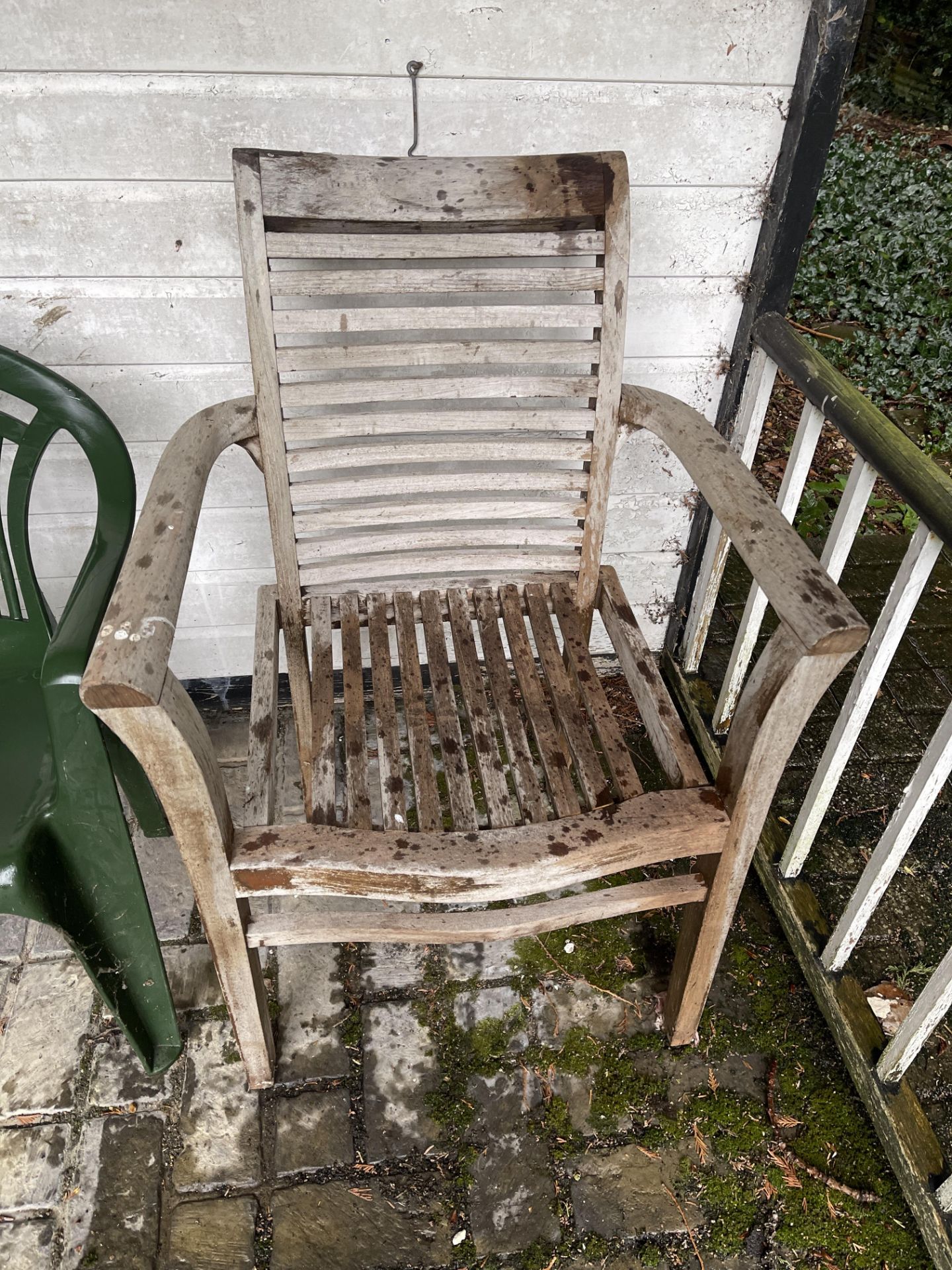 2 OUTDOOR CHAIRS - Image 2 of 2