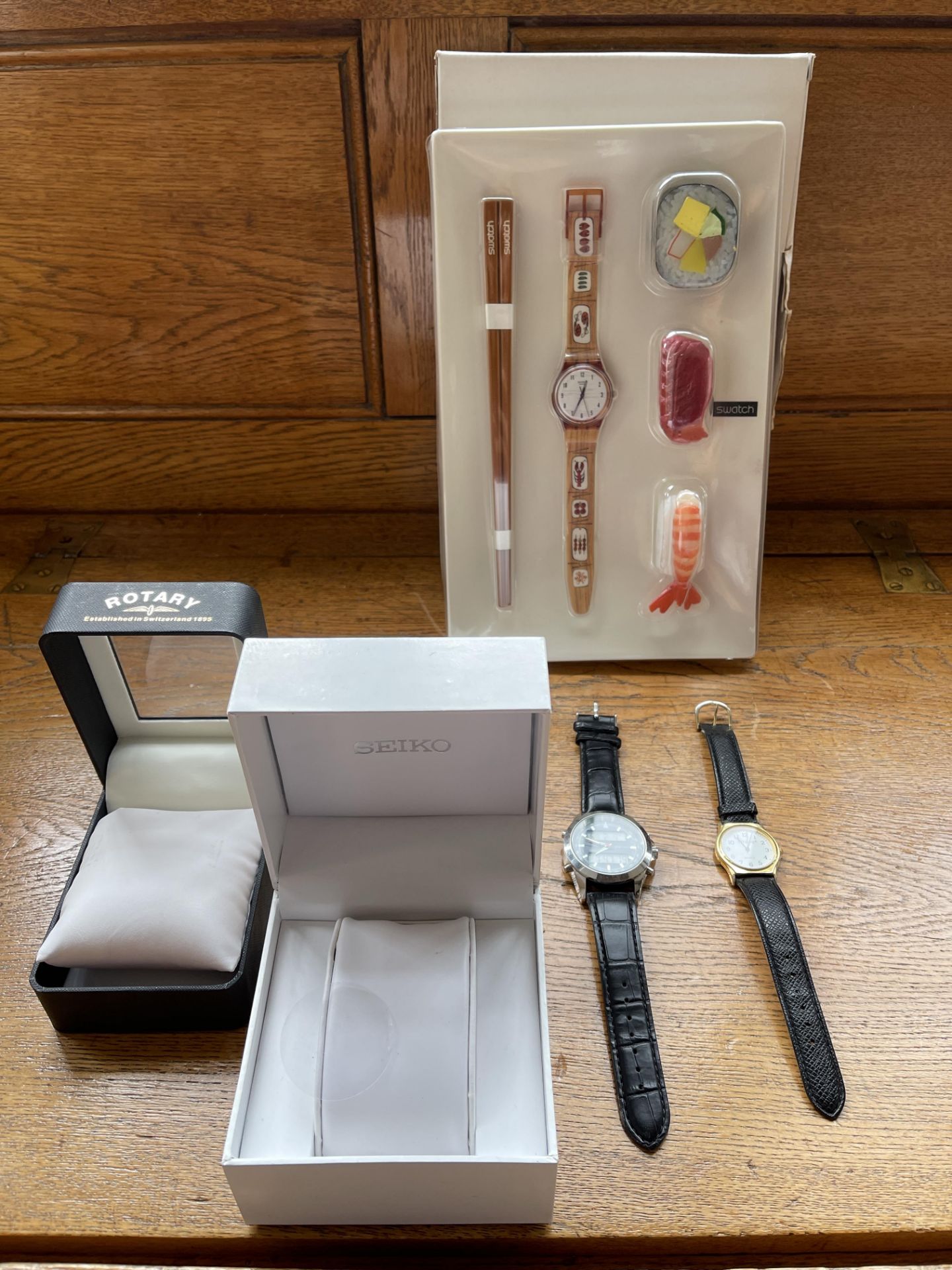 LOT OF WATCHES, BRAND NEW SEALED SUSHI PLATE SWATCH WATCH IN BOX - Image 3 of 3