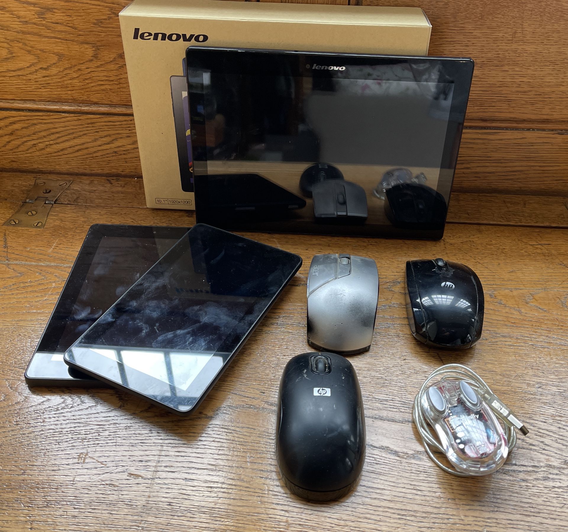 LENOVO TABLET AND TWO AMAZON TABLETS , LOT OF 4 MICE - Image 3 of 3