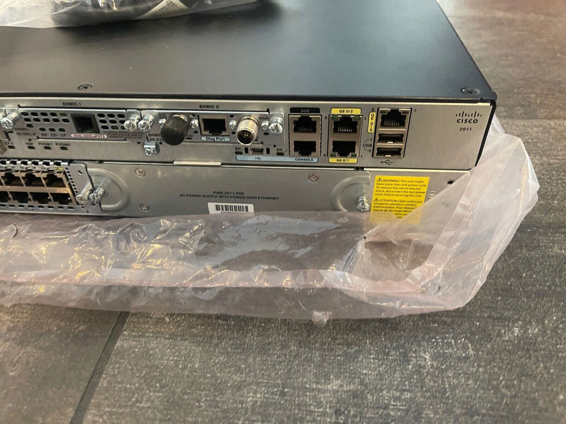 Cisco 2900 Series 2911 CISCO2911/K9 V01 Integrated Services Gigabit Router NEW - Image 3 of 5