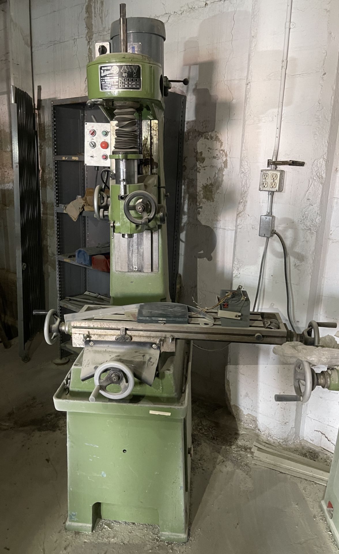 LION-L MODEL 820 COMMERCIAL MILL DRILL PRESS