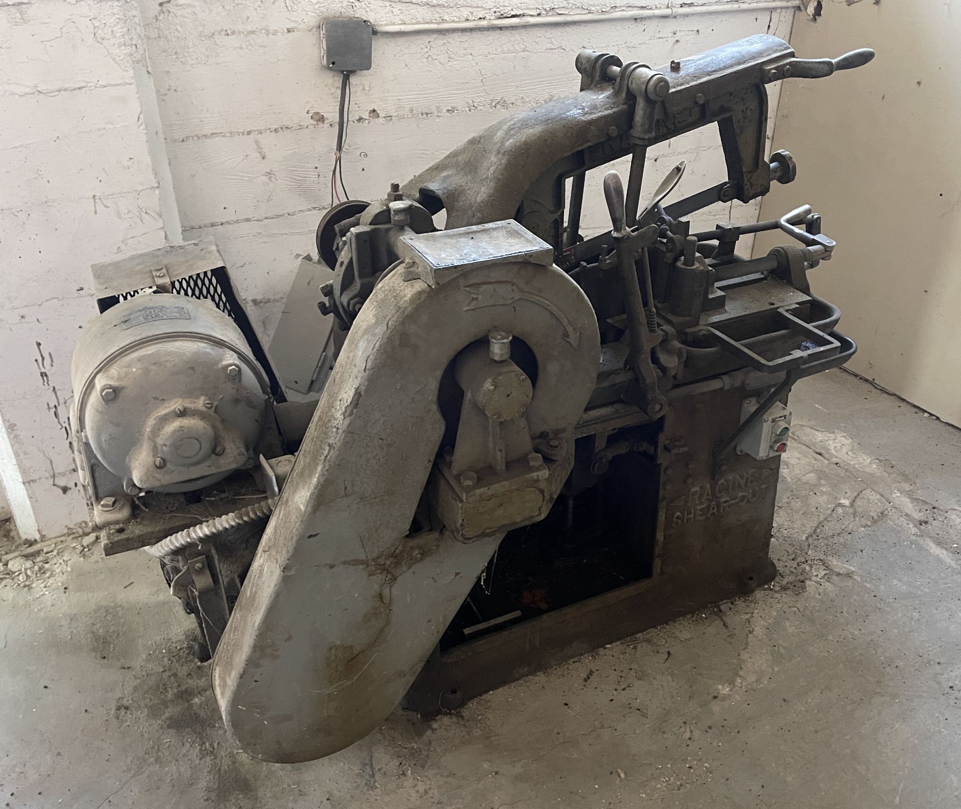 RACINE POWER HACK INDUSTRIAL SAW MACHINE - Image 3 of 3