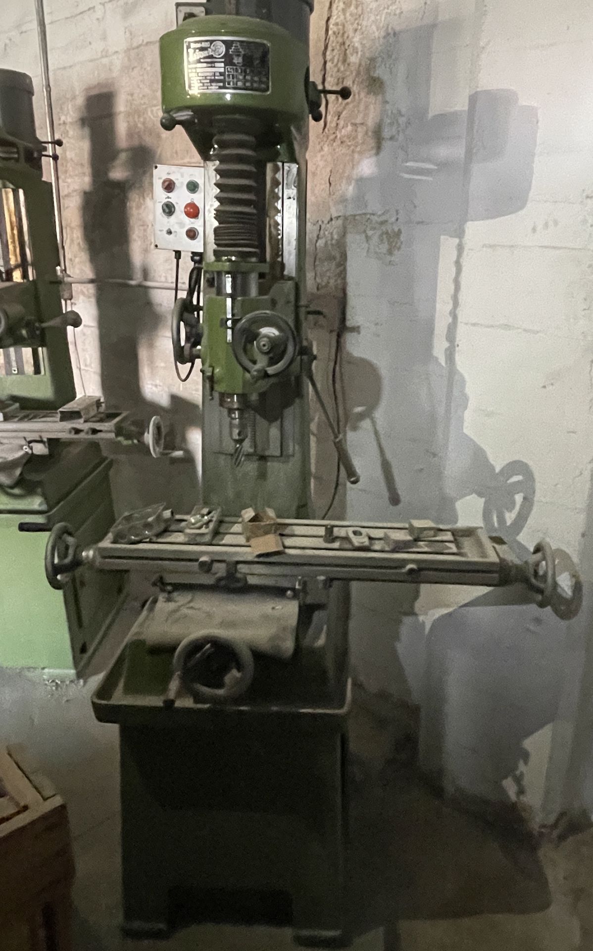 LION-L MODEL 820 COMMERCIAL MILL DRILL PRESS