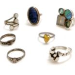 7 x silver rings inc yellow pear shaped stone etc - total weight 30g