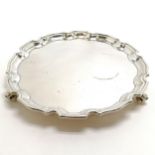 1930 silver salver with Chippendale border on 3 scroll feet by S Blanckensee & Son Ltd - 386g & 20.